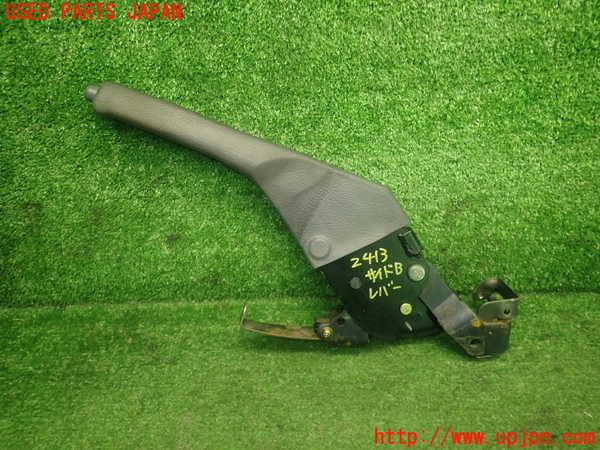 5UPJ-24137550]ハイエースワゴン100系(KZH100G)サイドブレーキレバー 中古_m0001.jpg