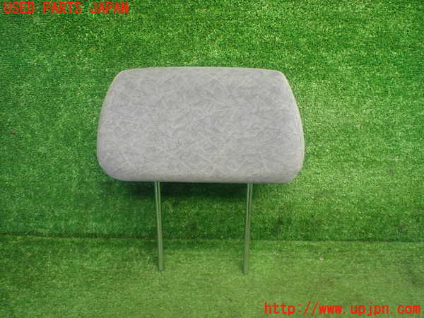 5UPJ-24137240]ハイエースワゴン100系(KZH100G)右3列目ヘッドレスト 中古_m0001.jpg