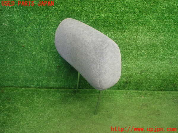 5UPJ-24137240]ハイエースワゴン100系(KZH100G)右3列目ヘッドレスト 中古_m0002.jpg