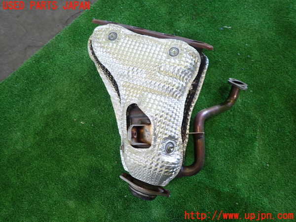 1UPJ-24142661]C-HRハイブリッド(ZYX10)触媒1 中古_m0004.jpg