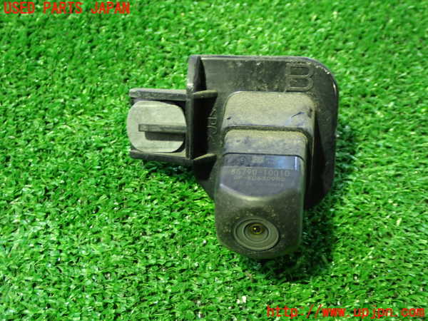 5UPJ-24146680]C-HRハイブリッド(ZYX10)バックカメラ 中古_m0001.jpg