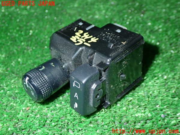 5UPJ-24146280]C-HRハイブリッド(ZYX10)ミラースイッチ 中古_m0002.jpg