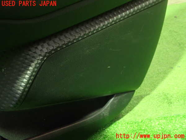 5UPJ-24141234]C-HRハイブリッド(ZYX10)右前ドア内張り 中古_m0003.jpg