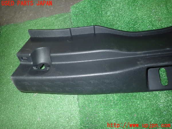 5UPJ-24147773]C-HRハイブリッド(ZYX10)ラゲッジトレイ3 中古_m0004.jpg