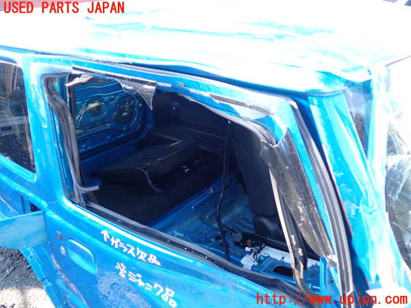 1UPJ-24151230]ジムニー シエラ(JB74W)右ドア ジャンク部品取り_m0002.jpg