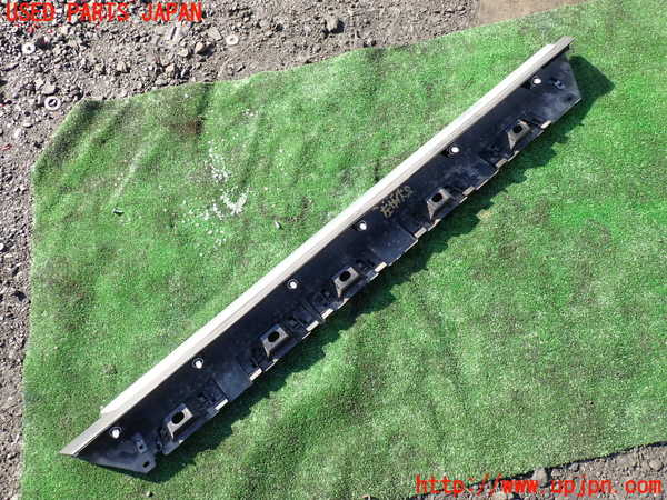 1UPJ-24151392]ジムニー シエラ(JB74W)左サイドステップ 中古_m0002.jpg