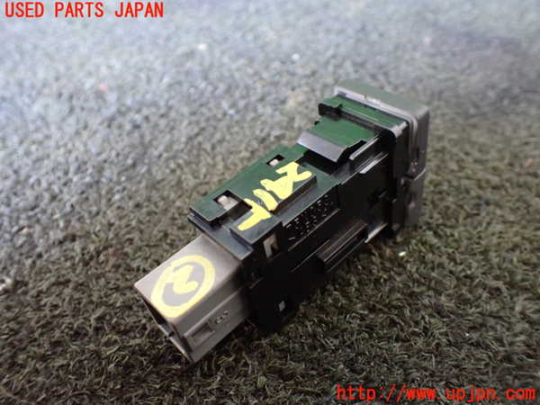 1UPJ-24156307]ジムニー シエラ(JB74W)スイッチ2 (車線逸脱警報OFF プリクラッシュOFF) 中古_m0002.jpg