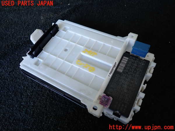 1UPJ-24156741]ジムニー シエラ(JB74W)ヒューズボックス1 中古_m0001.jpg