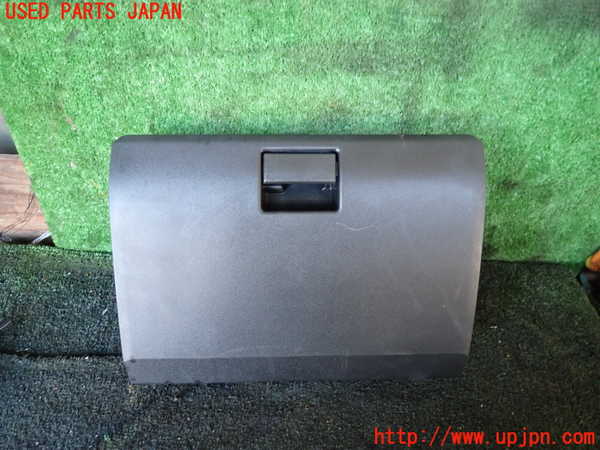 1UPJ-24157516]ジムニー シエラ(JB74W)グローブボックス1 中古_m0001.jpg
