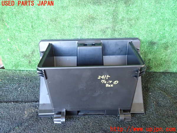 1UPJ-24157516]ジムニー シエラ(JB74W)グローブボックス1 中古_m0004.jpg