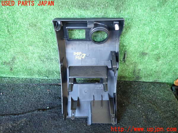 5UPJ-24157693]ジムニー シエラ(JB74W)内装トリム類3 中古_m0002.jpg