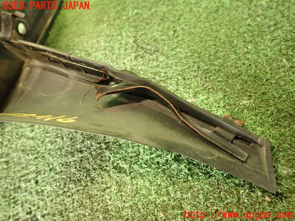 2UPJ-24161450]クラウン 4ドア ハードトップ(UZS131)右フロントマッドガード(泥除け) 中古_m0004.jpg