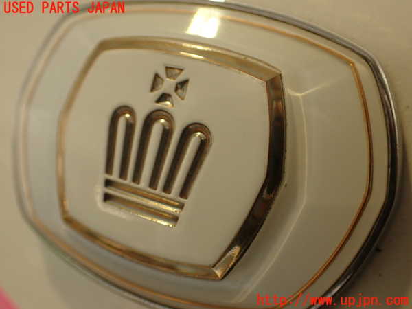 2UPJ-24161632]クラウン 4ドア ハードトップ(UZS131)エンブレム2 中古_m0002.jpg