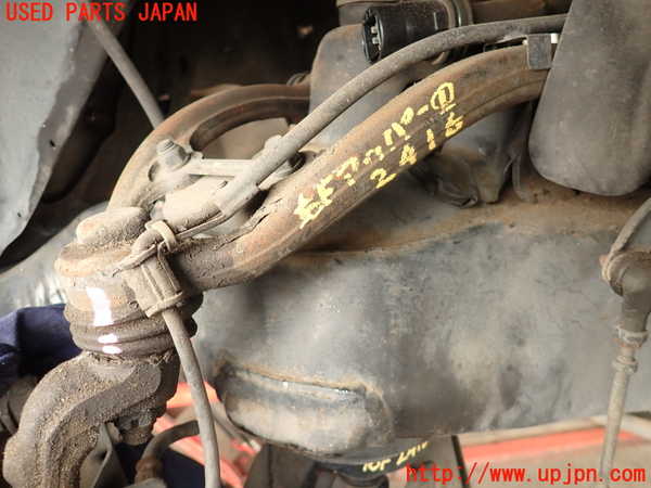 2UPJ-24165126]クラウン 4ドア ハードトップ(UZS131)右フロントアッパーアーム1 中古_m0001.jpg