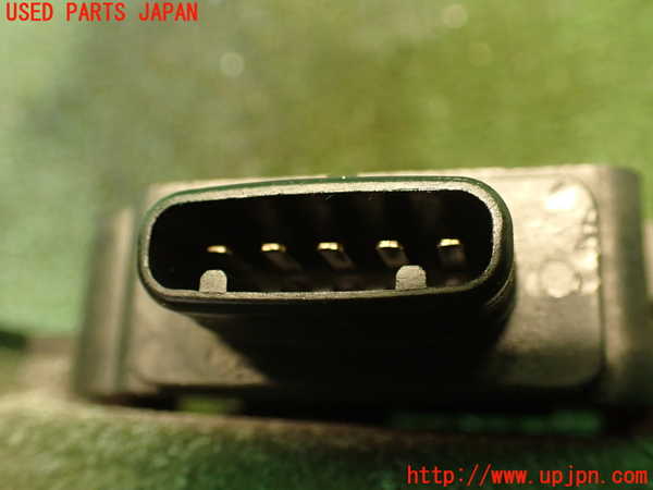 2UPJ-24166320]クラウン 4ドア ハードトップ(UZS131)エアフロメーター 中古_m0003.jpg