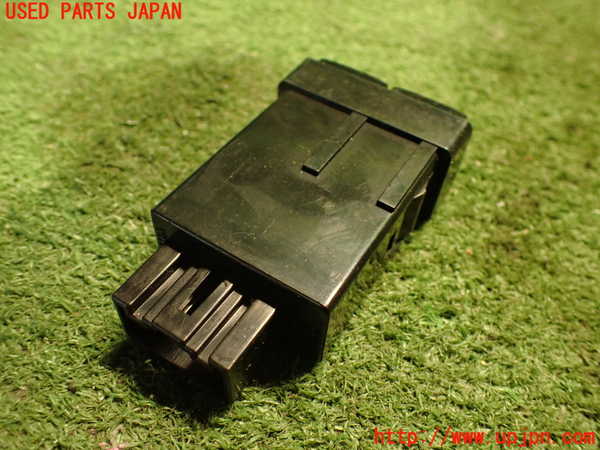 2UPJ-24166310]クラウン 4ドア ハードトップ(UZS131)スイッチ5 (TEMS HEIGHT) 中古_m0003.jpg