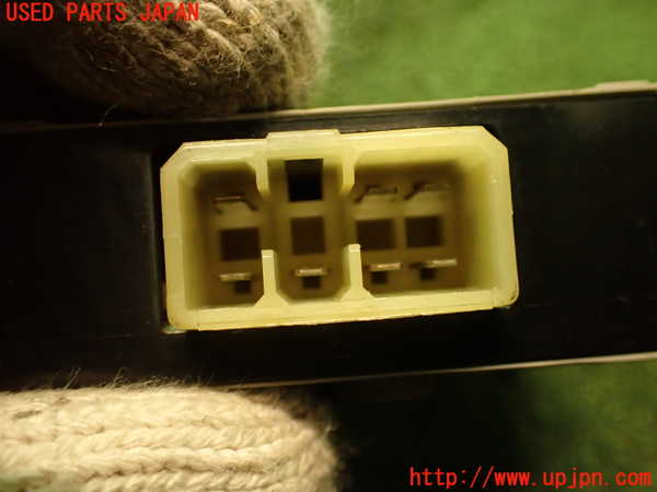 2UPJ-24166135]クラウン 4ドア ハードトップ(UZS131)パワステコンピューター 中古_m0003.jpg