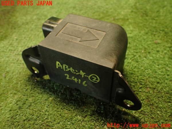 2UPJ-24166357]クラウン 4ドア ハードトップ(UZS131)エアバッグセンサー2 中古_m0002.jpg