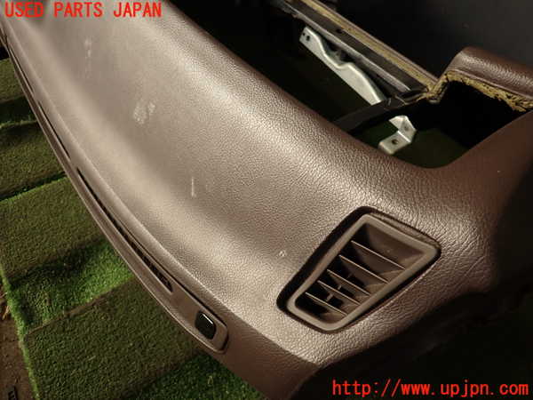 2UPJ-24167505]クラウン 4ドア ハードトップ(UZS131)ダッシュボード 【ジャンク品】 中古_m0003.jpg