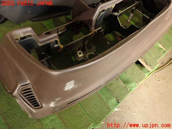 2UPJ-24167505]クラウン 4ドア ハードトップ(UZS131)ダッシュボード 【ジャンク品】 中古_m0004.jpg