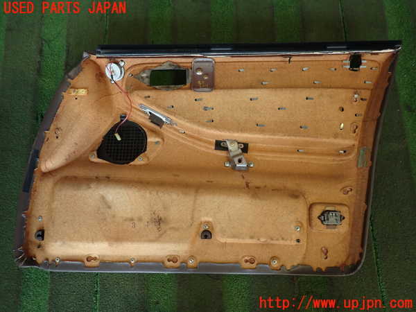 2UPJ-24161264]クラウン 4ドア ハードトップ(UZS131)左前ドア内張り 中古_m0004.jpg