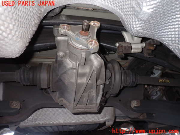 2UPJ-24174355]ベンツ C250(W205)(205045)リアデフ 中古_m0001.jpg