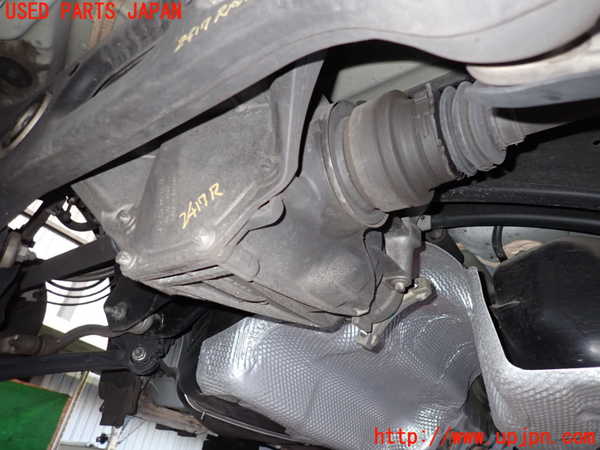 2UPJ-24174355]ベンツ C250(W205)(205045)リアデフ 中古_m0002.jpg