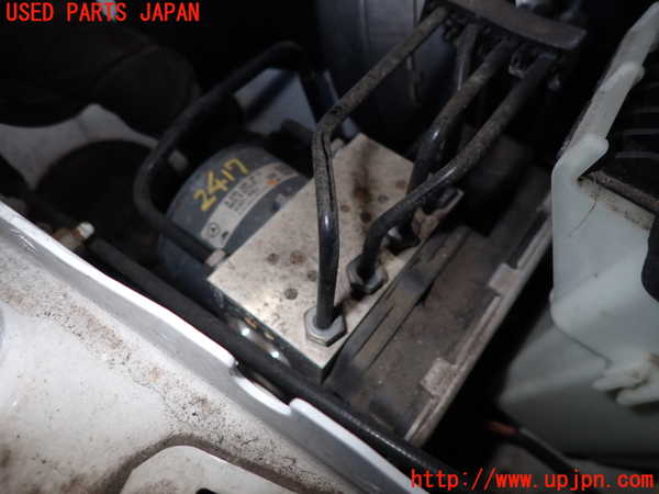 2UPJ-24174040]ベンツ C250(W205)(205045)ABSアクチュエーター 中古_m0001.jpg