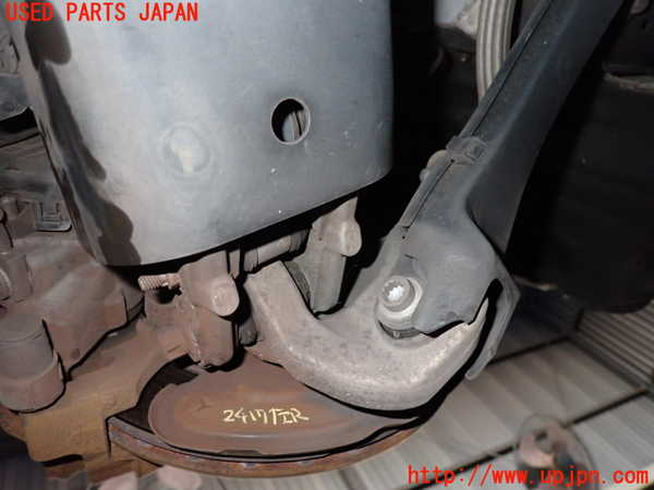 2UPJ-24174305]ベンツ C250(W205)(205045)左リアナックルハブ 中古_m0001.jpg