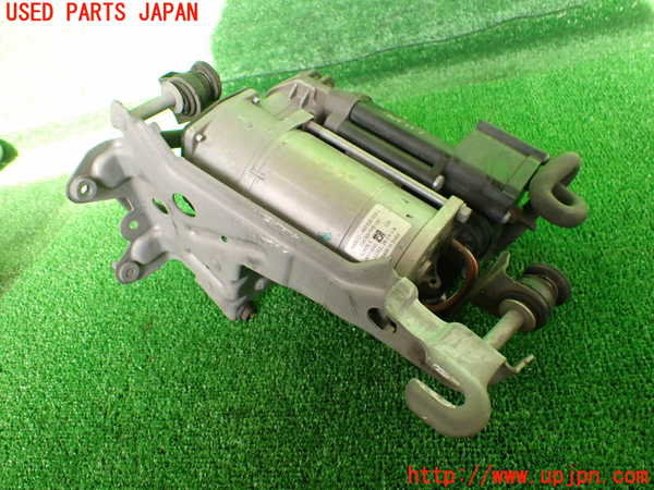 2UPJ-24175535]ベンツ C250(W205)(205045)エアサスポンプ 中古_m0002.jpg