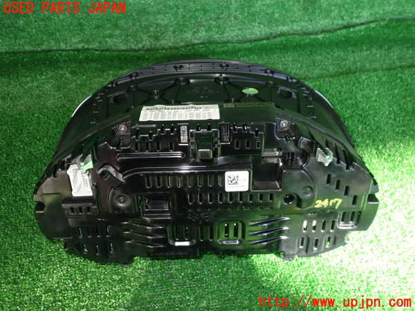 2UPJ-24176170]ベンツ C250(W205)(205045)スピードメーター 中古_m0002.jpg