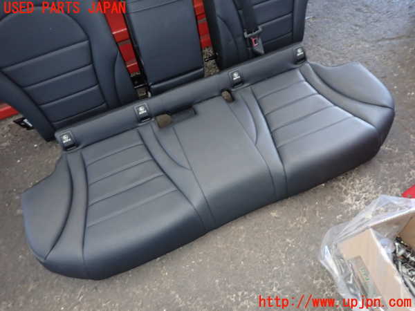2UPJ-24177385]ベンツ C250(W205)(205045)リアシート 中古_m0003.jpg