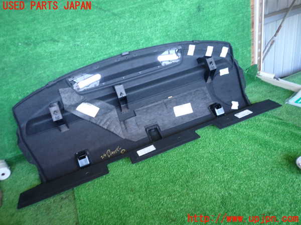 2UPJ-24177761]ベンツ C250(W205)(205045)トノカバー1 中古_m0004.jpg