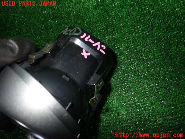 2UPJ-24177526]ベンツ C250(W205)(205045)エアコン吹き出し口1 真中 中古_m0003.jpg