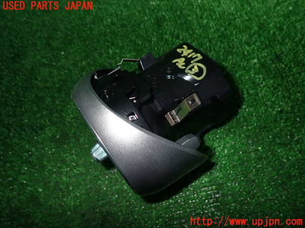 2UPJ-24177528]ベンツ C250(W205)(205045)エアコン吹き出し口3 左 中古_m0002.jpg