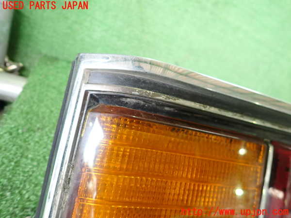 5UPJ-24181530]センチュリー(VG40)右テールランプ 中古_m0002.jpg