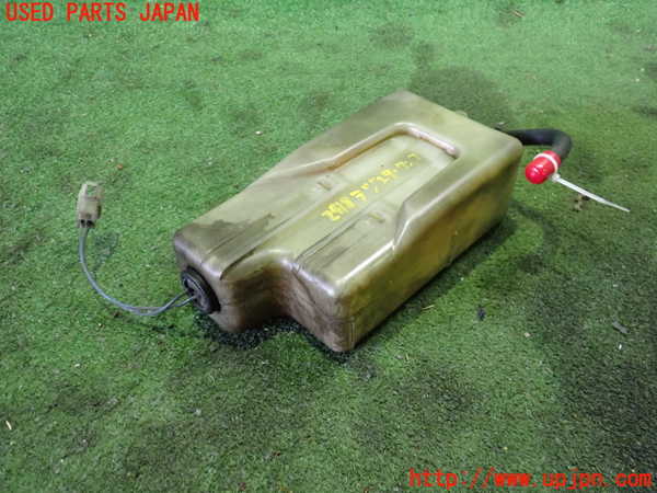 5UPJ-24182410]センチュリー(VG40)ラジエータータンク 中古_m0002.jpg