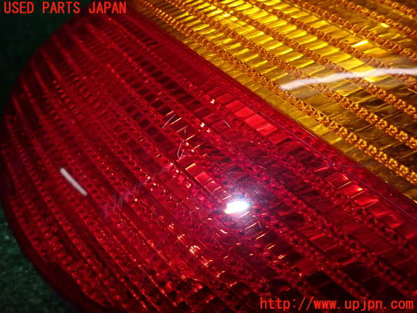 2UPJ-24191530]VW ニュービートル(9CAQY)右テールランプ 【左ハンドル車】 中古_m0003.jpg