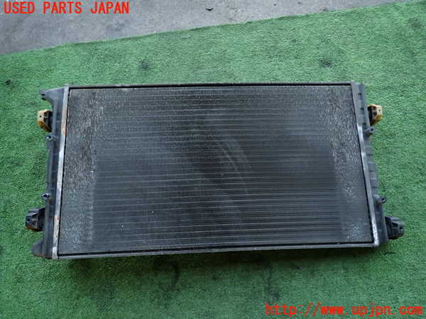 2UPJ-24192321]VW ニュービートル(9CAQY)ラジエーター1 【左ハンドル車】 中古_m0003.jpg