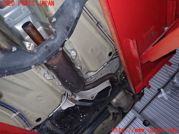 2UPJ-24192671]VW ニュービートル(9CAQY)リアマフラー1 【左ハンドル車】 中古_m0001.jpg