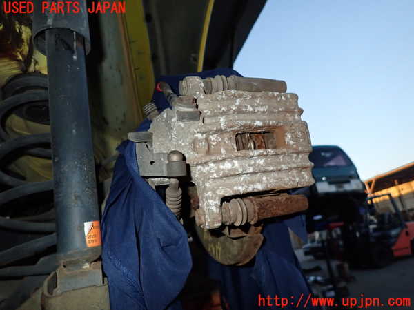 2UPJ-24194090]VW ニュービートル(9CAQY)右リアキャリパー 【左ハンドル車】 中古_m0002.jpg
