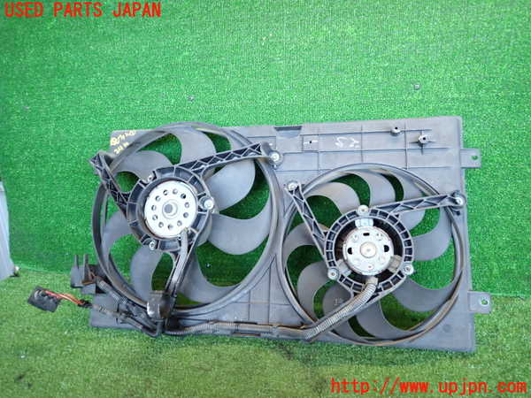 2UPJ-24196836]VW ニュービートル(9CAQY)電動ファン1 【左ハンドル車】 中古_m0002.jpg