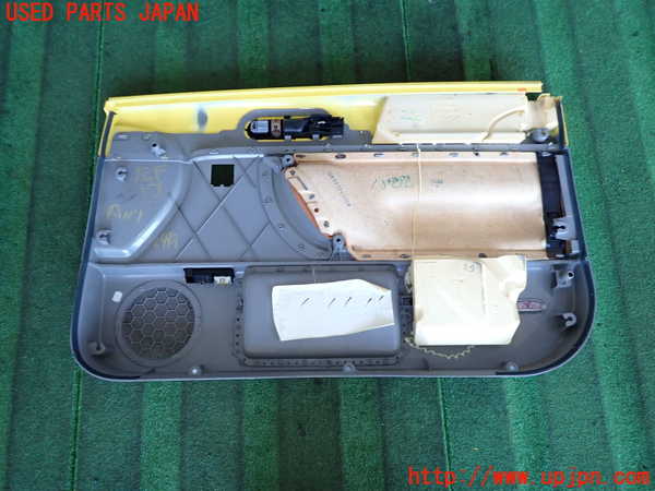 2UPJ-24191264]VW ニュービートル(9CAQY)左ドア内張り 【左ハンドル車】 中古_m0005.jpg