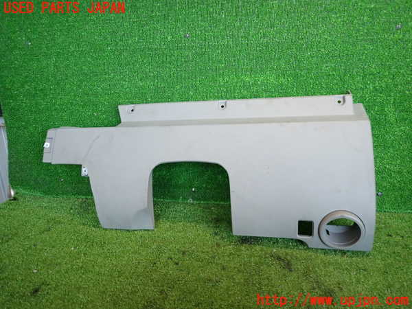 2UPJ-24197691]VW ニュービートル(9CAQY)内装トリム類1 【左ハンドル車】 中古_m0001.jpg