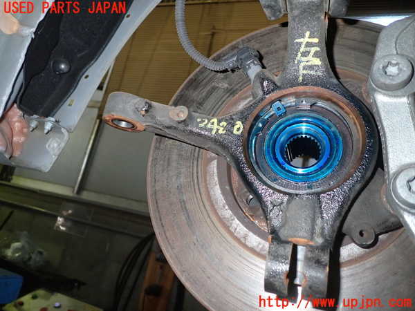 5UPJ-24204295]プジョー・208(P21HN05)左フロントナックルハブ 中古_m0002.jpg