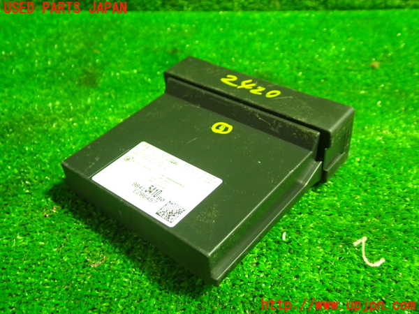 1UPJ-24206148]プジョー・208(P21HN05)コンピューター3 9841541080 中古_m0001.jpg