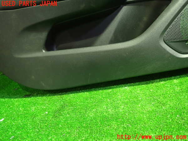 1UPJ-24201264]プジョー・208(P21HN05)左前ドア内張り 中古_m0002.jpg