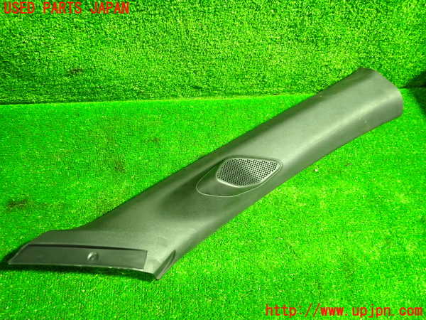 5UPJ-24207655]プジョー・208(P21HN05)右フロントピラートリム 中古_m0001.jpg