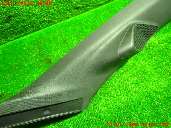 5UPJ-24207655]プジョー・208(P21HN05)右フロントピラートリム 中古_m0003.jpg