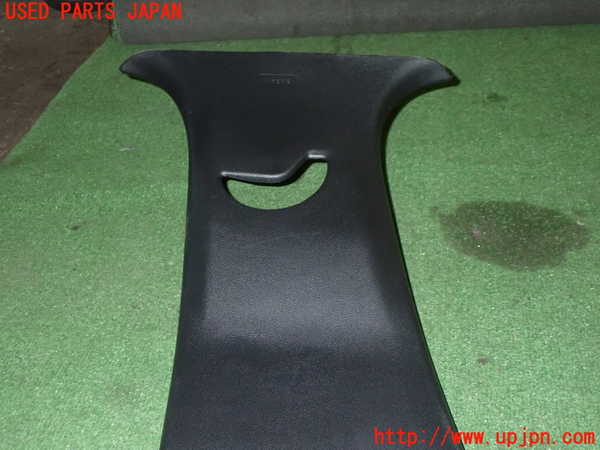 1UPJ-24207670]プジョー・208(P21HN05)左センターピラートリム 中古_m0002.jpg